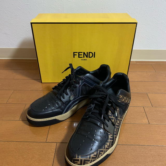 FENDI - FENDI スニーカーの通販 by K's shop｜フェンディならラクマ