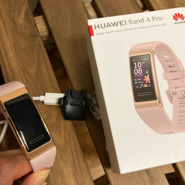 Huawei Band 4 Pro ピンク メンズの時計(腕時計(デジタル))の商品写真