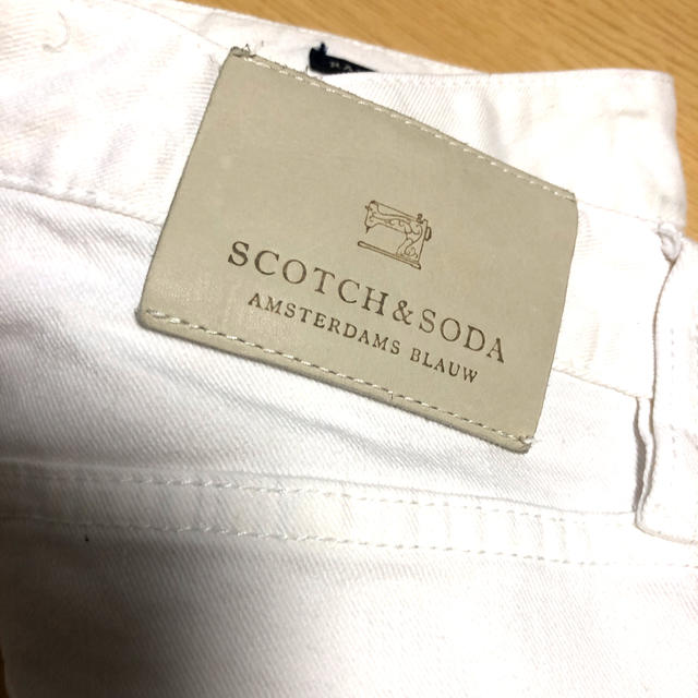 SCOTCH & SODA(スコッチアンドソーダ)のScotch&soda ホワイトジーンズ　w30/L32 メンズのパンツ(デニム/ジーンズ)の商品写真