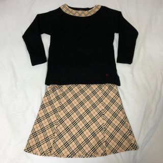 バーバリー(BURBERRY)のマホン様専用❗️ バーバリー  トップス＆スカート　160㎝(Tシャツ/カットソー)