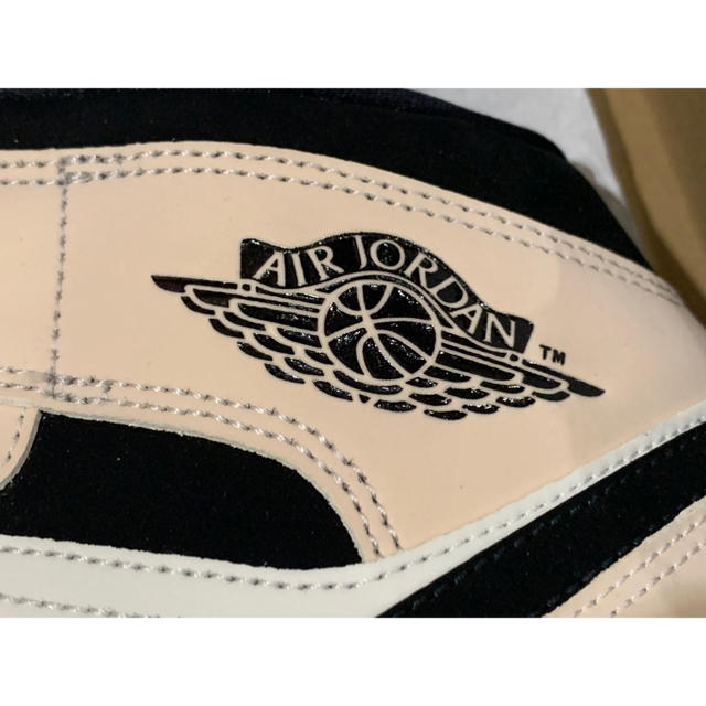 NIKE(ナイキ)のNIKE JORDAN１MID Guava Ice ウイメンズ  28cm メンズの靴/シューズ(スニーカー)の商品写真