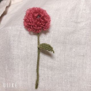 お花のブローチ　立体刺繍ブローチ(ブローチ/コサージュ)