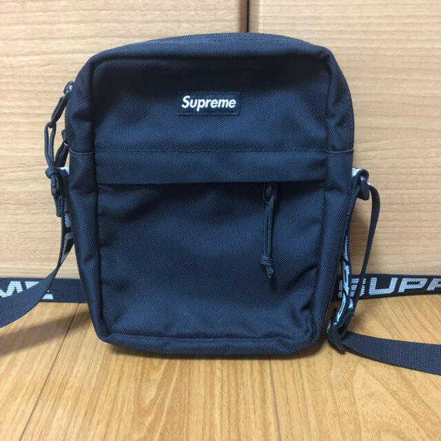 Supreme 18ss shoulder bag