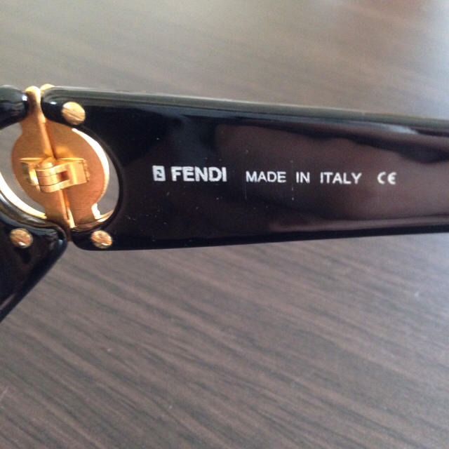 FENDI(フェンディ)のFENDI サングラス レディースのアクセサリー(その他)の商品写真