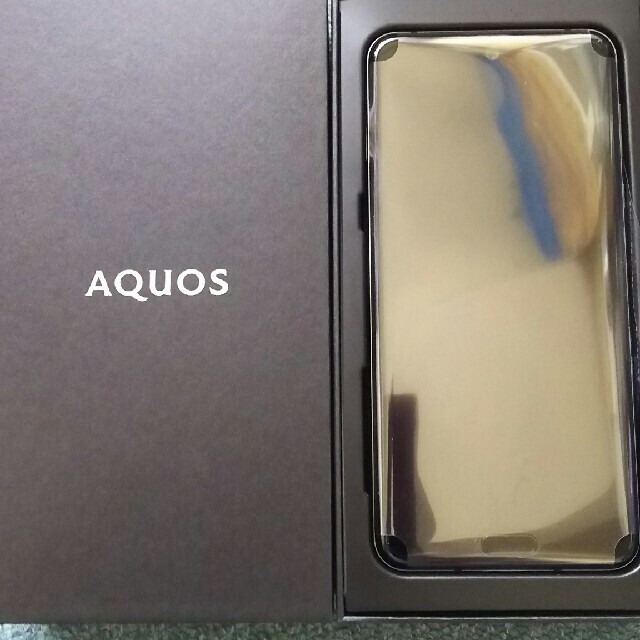 AQUOS R3 ブラック 128 GB au SHV44128GIMEI