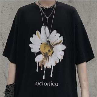 メンズ レディース 韓国 オーバーサイズ デイジープリント 花 Tシャツ 黒(Tシャツ/カットソー(半袖/袖なし))