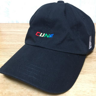 キューン(CUNE)の【 美品 】完売品 未使用 CUNE キューン ウサギ 黒色 キャップ 帽子(キャップ)