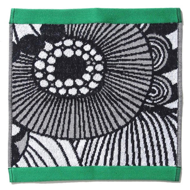 marimekko(マリメッコ)の新品　未開封　マリメッコ　ハンカチ　ハンドタオル 2枚セット　グリーン レディースのファッション小物(ハンカチ)の商品写真