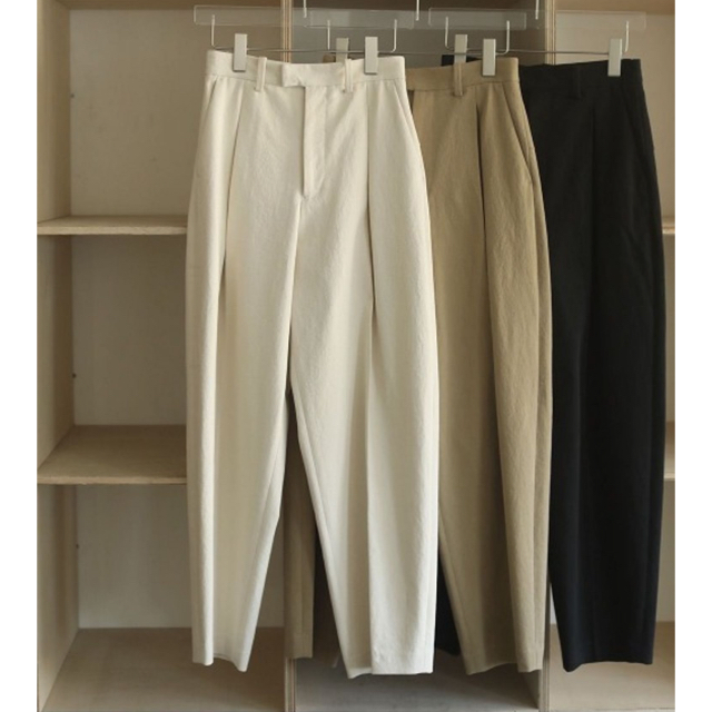 TODAYFUL(トゥデイフル)のTODAYFUL Cotton Boxtuck Pants'  レディースのパンツ(デニム/ジーンズ)の商品写真