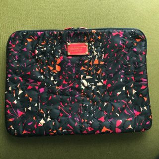 マークバイマークジェイコブス(MARC BY MARC JACOBS)の【値下げ品】マークバイマークジェイコブス　パソコンケース　美品(その他)