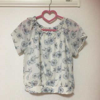 マジェスティックレゴン(MAJESTIC LEGON)の花柄ブラウス(Tシャツ(半袖/袖なし))