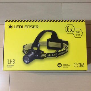 レッドレンザー(LEDLENSER)のLEDLENSER ヘッドライト 新型 iLH8 新品未使用 2個購入は1万円で(ライト/ランタン)