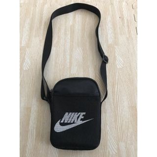 ナイキ(NIKE)の【美品】NIKE ナイキ ショルダーバッグ(ショルダーバッグ)