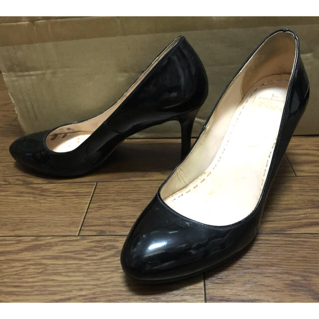 【数々のアワードを受賞】靴メゾンドリーファー ♡ フリル パンプス ネイビー www