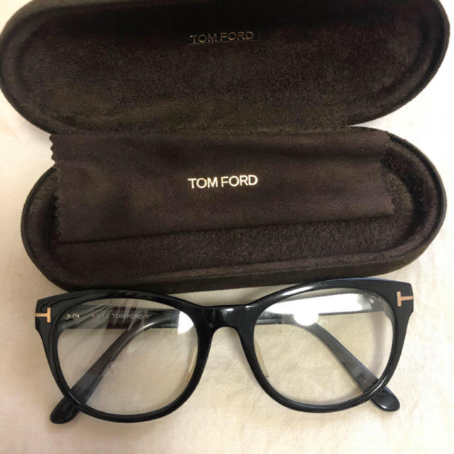 TOM FORD(トムフォード)の美品♡トムフォード♡メガネ レディースのファッション小物(サングラス/メガネ)の商品写真