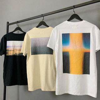 フィアオブゴッド(FEAR OF GOD)のフィアオブゴッド エッセンシャルズ バッグプリントTシャツ(Tシャツ/カットソー(半袖/袖なし))