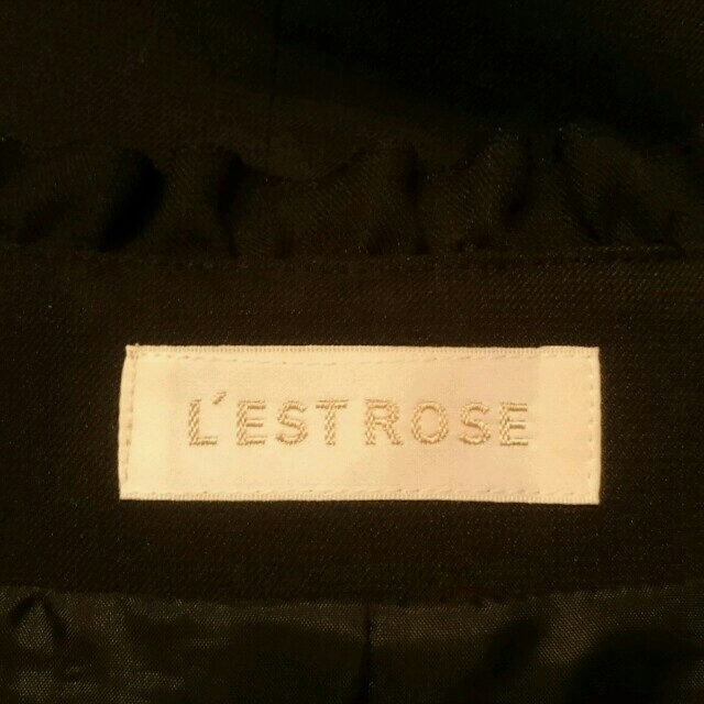 L'EST ROSE(レストローズ)のレストローズ ノーカラージャケット レディースのジャケット/アウター(ノーカラージャケット)の商品写真