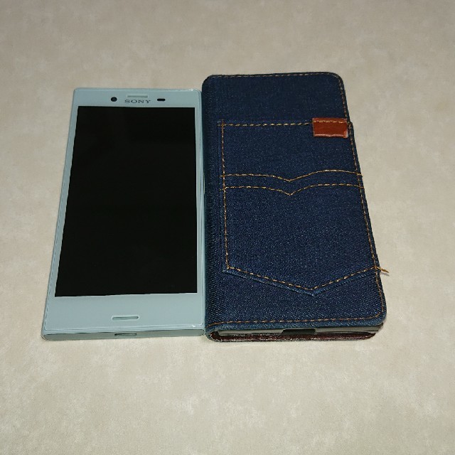 docomo SO-02J  XPERIA X compact