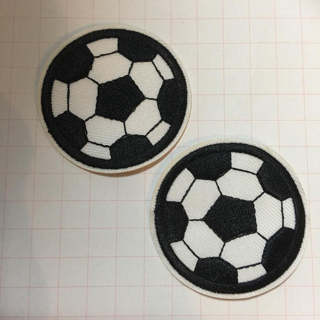 2個セット 刺繍ワッペン サッカーボールの通販 By ニコ S Shop ラクマ 2個セット 刺繍ワッペン サッカーボールの通販 By ニコ S Shop ラクマ
