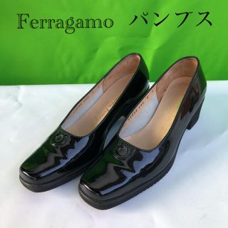 サルヴァトーレフェラガモ(Salvatore Ferragamo)のFerragamo  パンプス 黒　美品　表記　4(ハイヒール/パンプス)