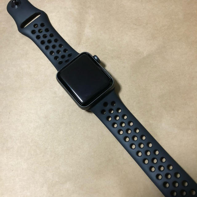 Apple Watch(アップルウォッチ)のApple Watch serise3 NIKE＋（GPSモデル） 38mm メンズの時計(腕時計(デジタル))の商品写真