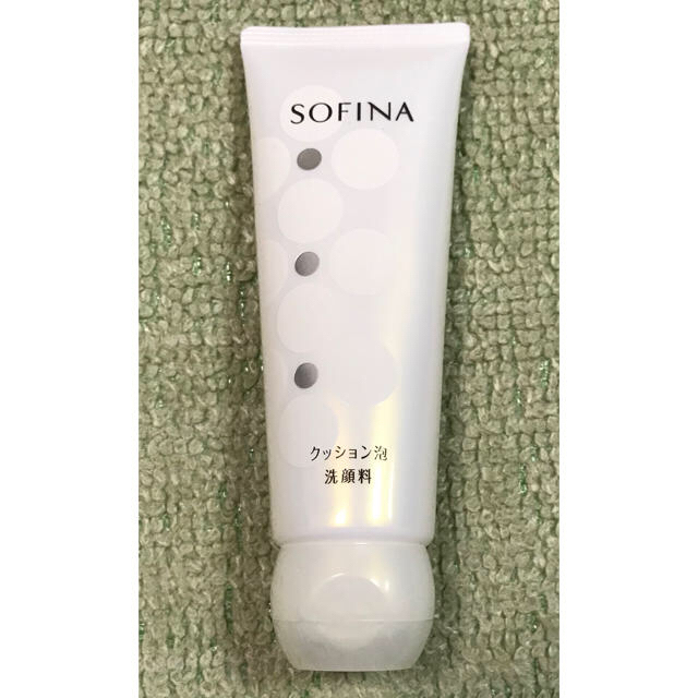 SOFINA(ソフィーナ)のソフィーナ クッション泡洗顔料 120ｇ コスメ/美容のスキンケア/基礎化粧品(洗顔料)の商品写真