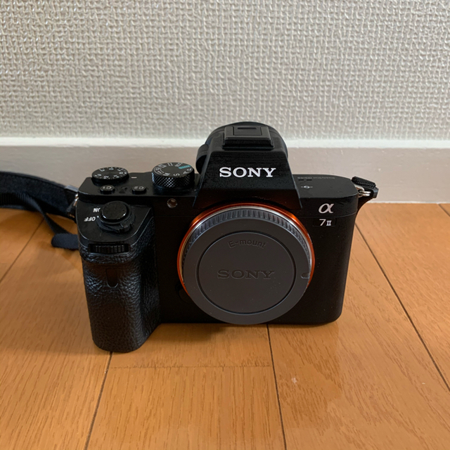 SONY(ソニー)のSony a7ii ボディ スマホ/家電/カメラのカメラ(ミラーレス一眼)の商品写真