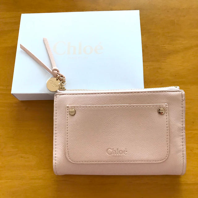 Chloe(クロエ)の期間限定値下げ☆クロエ Chloe ☆新品未使用 レア☆ コスメポーチ ベージュ レディースのファッション小物(ポーチ)の商品写真