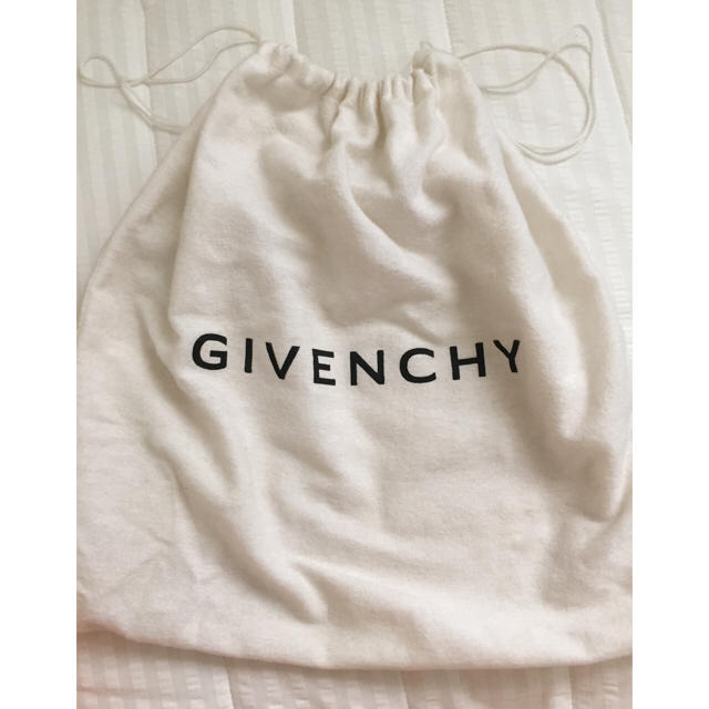 GIVENCHY(ジバンシィ)のGIVENCHY パンプキンバッグ レディースのバッグ(ハンドバッグ)の商品写真