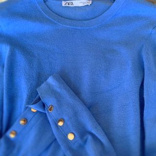 ザラ(ZARA)のZARA 金ボタン　ブルーニット(ニット/セーター)