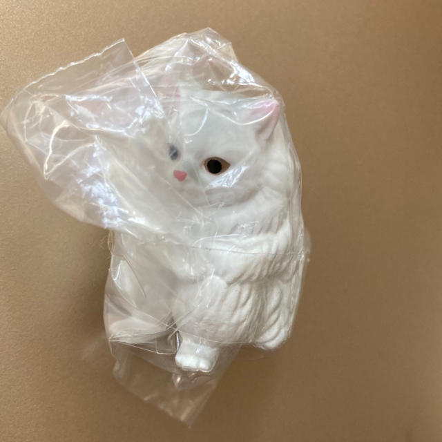 BANDAI(バンダイ)の【ちゃっとらん様専用】白ねこ　新品　未開封 エンタメ/ホビーのフィギュア(その他)の商品写真