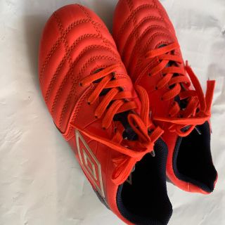 アンブロ(UMBRO)のアンブロ　UMBRO  サッカー　スパイク　22.5 美品(シューズ)