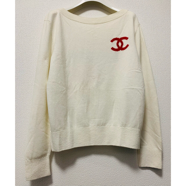 新品　大人気　CHANEL  クルーズ 　ホワイト　レッド　白　赤　カシミア