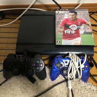 プレイステーション3(PlayStation3)のプレイステーション3 本体コントローラー2個　ソフト二個(FIFA16,17)付(家庭用ゲーム機本体)