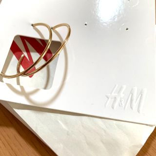 エイチアンドエム(H&M)の未使用！H &M フープピアス　ゴールド(ピアス)