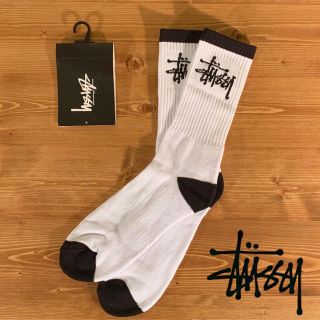 ステューシー(STUSSY)の◎海外限定◎ STUSSY ストックロゴ ソックス / ホワイト　ステューシー(ソックス)