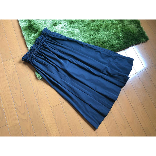 ViS(ヴィス)の【新品・未使用】VIS vis ロング　スカート　リバーシブル　フレア　人気 レディースのスカート(ロングスカート)の商品写真