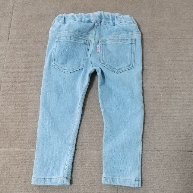 SunnyLandscape(サニーランドスケープ)のジーンズ　90センチ キッズ/ベビー/マタニティのキッズ服女の子用(90cm~)(パンツ/スパッツ)の商品写真