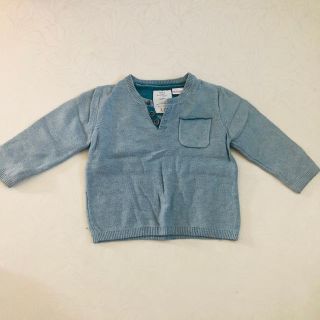 ザラ(ZARA)のザラベビー  水色　ニット　セーター　ボタン　9-12m(ニット/セーター)