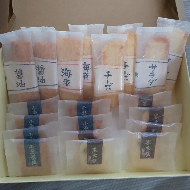 シャトレーゼ  香季もち おかき 食品/飲料/酒の食品(菓子/デザート)の商品写真