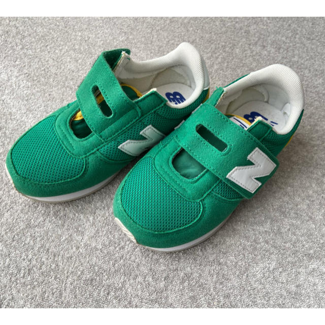 New Balance(ニューバランス)のニューバランス　スニーカー　18.5㎝　試着のみ　KV220  キッズ/ベビー/マタニティのキッズ靴/シューズ(15cm~)(スニーカー)の商品写真