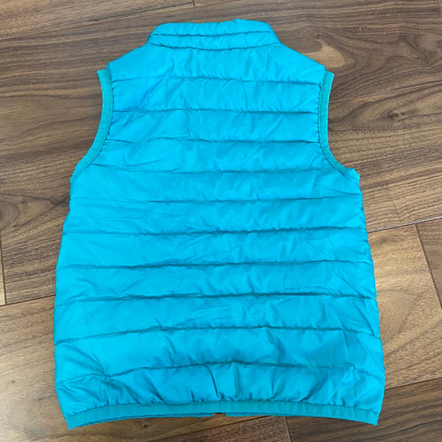 patagonia(パタゴニア)のパタゴニア　ダウンベスト　キッズ　2T キッズ/ベビー/マタニティのキッズ服男の子用(90cm~)(ジャケット/上着)の商品写真