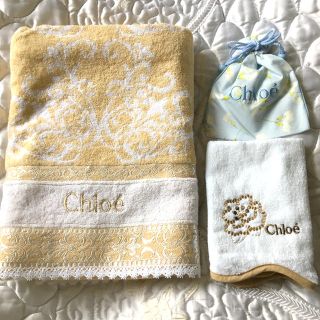 クロエ(Chloe)の♡未使用♡クロエ　Chloe  バスタオル　タオル　ミニ巾着　セット　ベージュ　(タオル/バス用品)