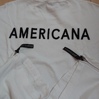 アメリカーナ(AMERICANA)のAmericana　HINECK SIDE ZIP SWEAT　ホワイト(Tシャツ(長袖/七分))