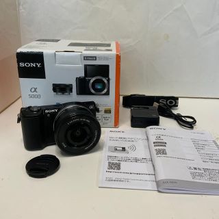 ソニー(SONY)のα5000 ILCE-5000L 16-50ズーム付き　シャッター数819枚(ミラーレス一眼)