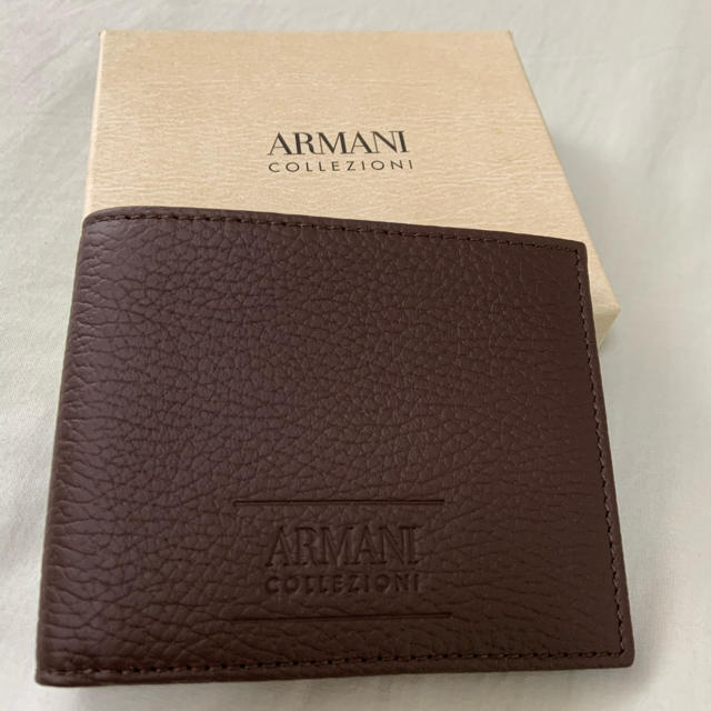 ARMANI COLLEZIONI(アルマーニ コレツィオーニ)の【未使用】ARMANI 二つ折り財布 メンズのファッション小物(折り財布)の商品写真