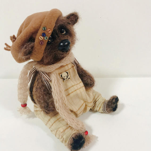 羊毛フェルト人形　クマちゃん　ハンドメイド ハンドメイドのぬいぐるみ/人形(ぬいぐるみ)の商品写真
