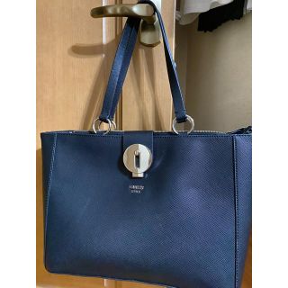 ゲス(GUESS)のGUESS トートバッグ 黒【値下げ交渉可】(トートバッグ)