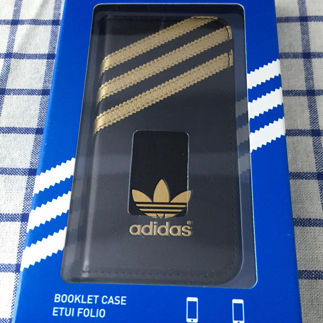 adidas(アディダス)のアディダスiphone5/5s/SE対応 スマホ/家電/カメラのスマホアクセサリー(iPhoneケース)の商品写真