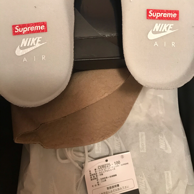 本日限定売り切り値下げ　Supreme Nike Air Force1 Low